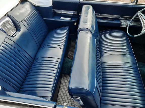 Buick Electra 225 15 of 30