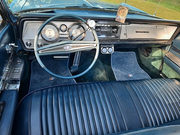 Buick Electra 225 21 of 30