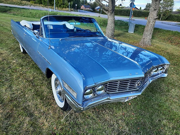 Buick Electra 225 10 of 30