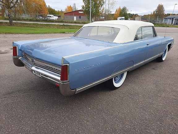 Buick Electra 225 30 of 30