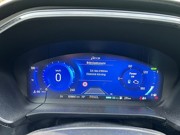 Ford Kuga 5 of 6