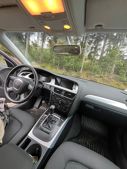 Audi A4 8 of 8
