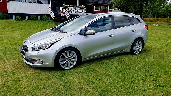 Kia Ceed 3 of 12