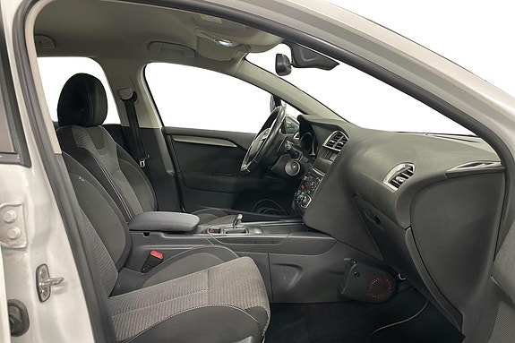 Citroen C4 7 of 17