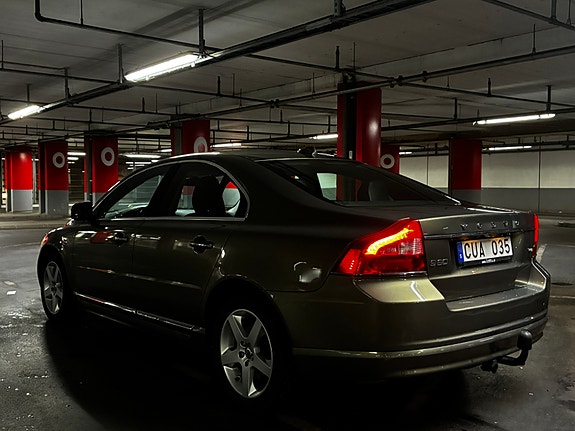 Volvo S80 4 of 20