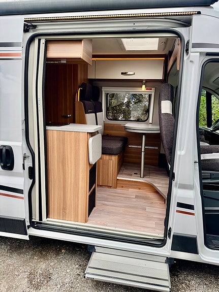 Weinsberg Carabus 601 MQ Edition Fire 6 of 15