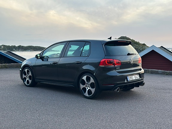 Volkswagen Golf VI 4 of 19