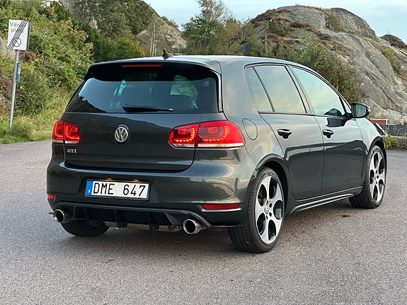 Volkswagen Golf VI 3 of 19