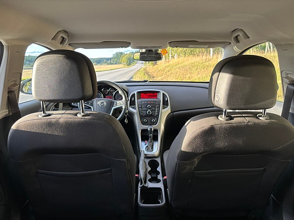Opel Astra 6 of 9