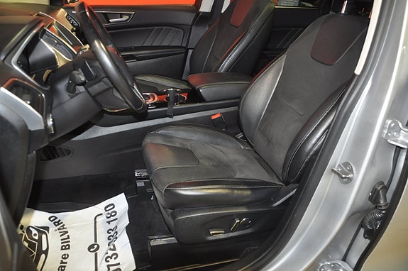 Ford Edge 9 of 26
