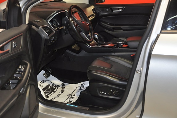 Ford Edge 8 of 26