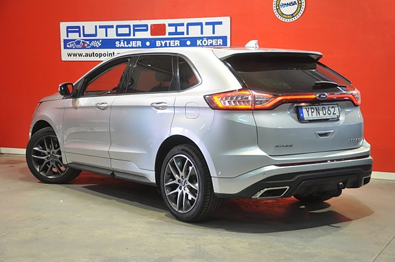 Ford Edge 3 of 26