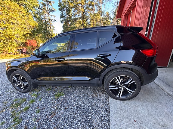 Volvo XC40 3 of 6