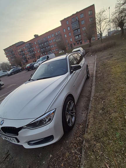BMW 318d 6 of 14