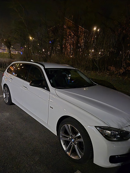 BMW 318d 2 of 14