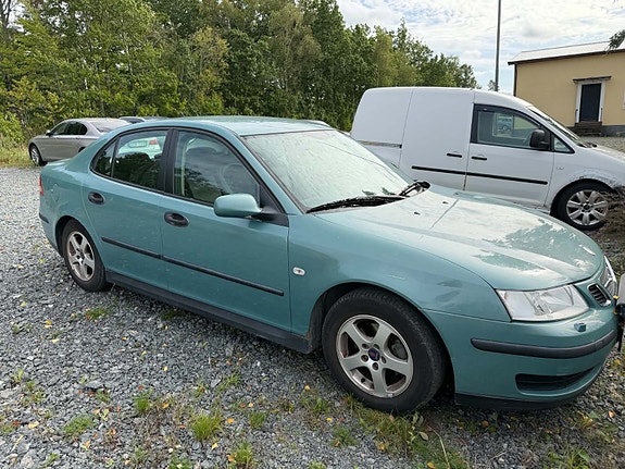 Saab 9-3 2 of 8