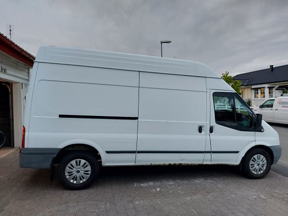 Ford Transit 6 of 10