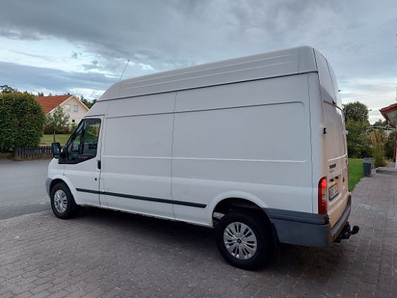 Ford Transit 7 of 10