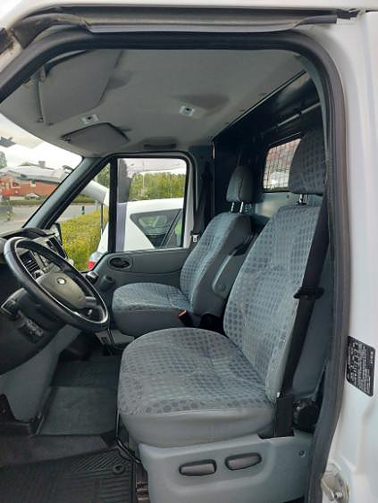 Ford Transit 4 of 10