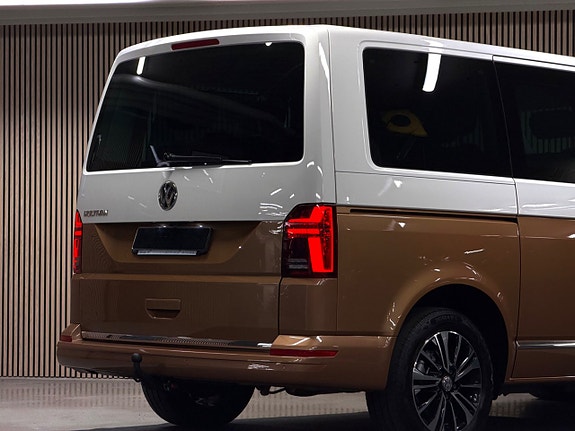 Volkswagen Multivan 12 of 30