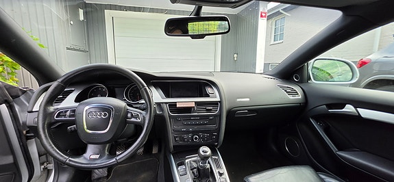 Audi A5 4 of 5