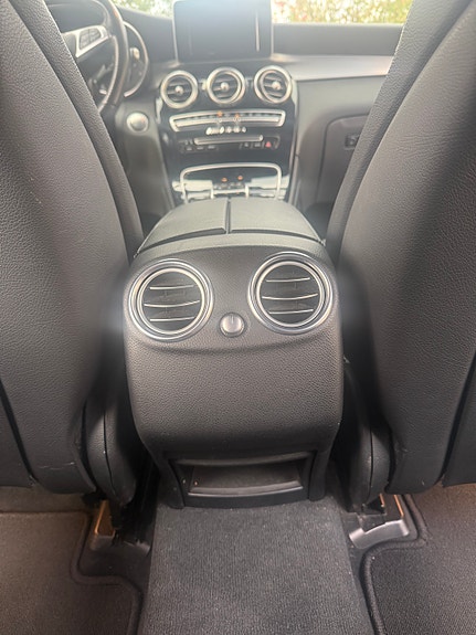 Mercedes-Benz GLC250 d 23 of 30