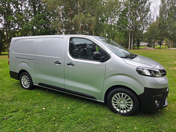 Toyota Proace 2 of 16