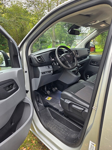 Toyota Proace 6 of 16