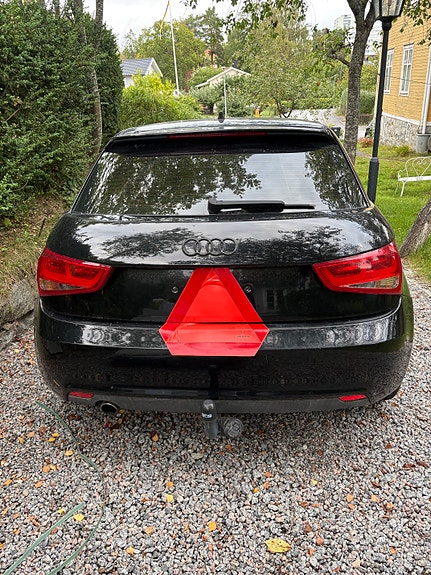 Audi A1 4 of 6