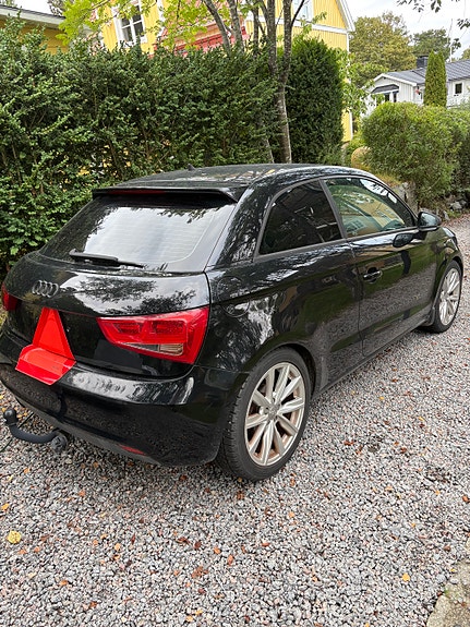 Audi A1 2 of 6