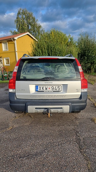 Volvo XC70 4 of 13