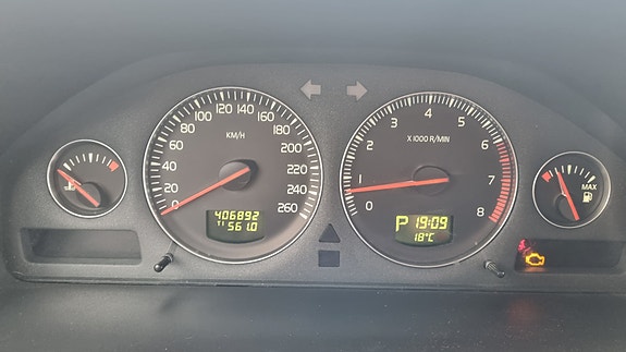 Volvo XC70 9 of 13