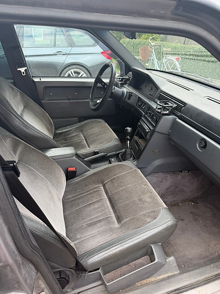 Volvo 940 5 of 5