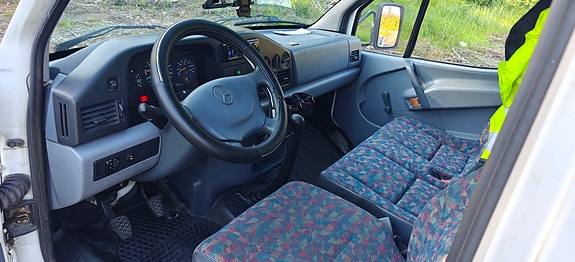 Mercedes-Benz Sprinter 312 8 of 11