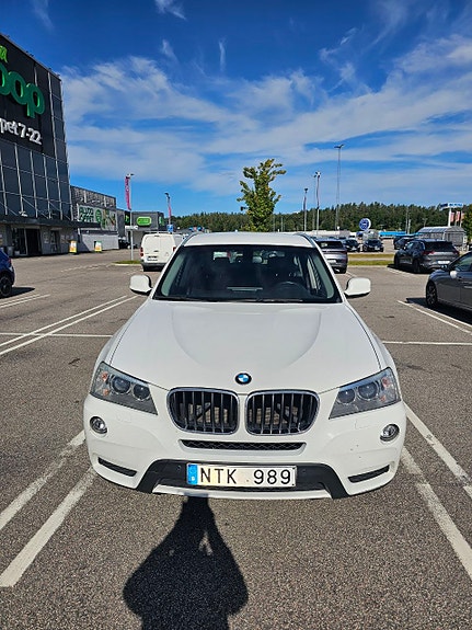 BMW X3 2 of 5