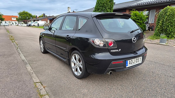 Mazda 3 3 of 6