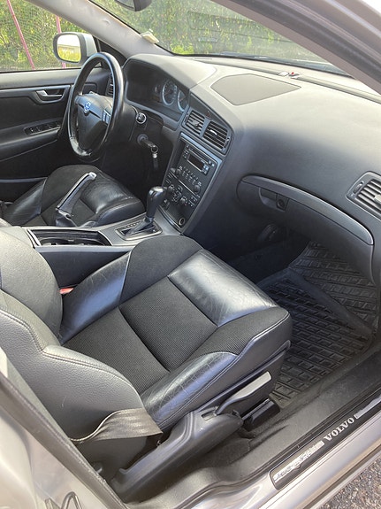 Volvo V70 5 of 5
