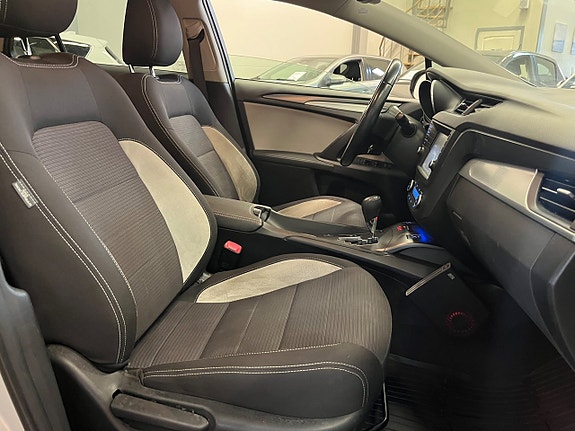 Toyota Avensis 13 of 13
