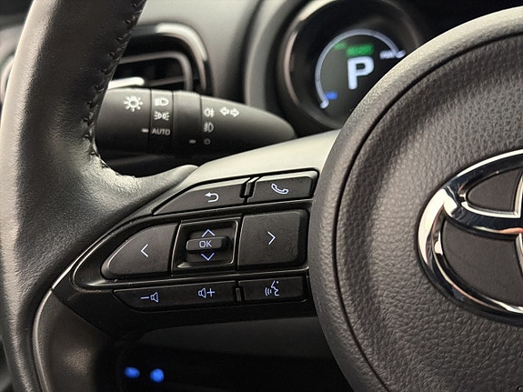 Toyota Yaris 18 of 27