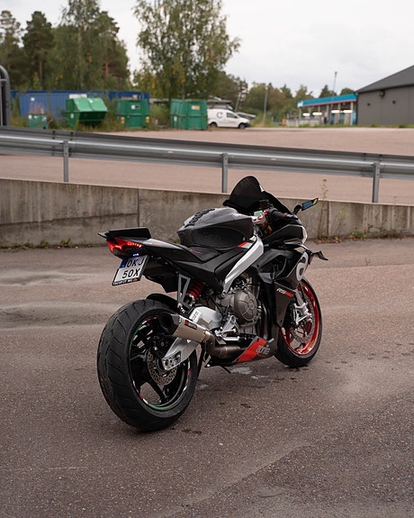 Aprilia RS660 2 of 7
