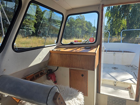 Sea Star 700 Suzuki 115 7 of 8
