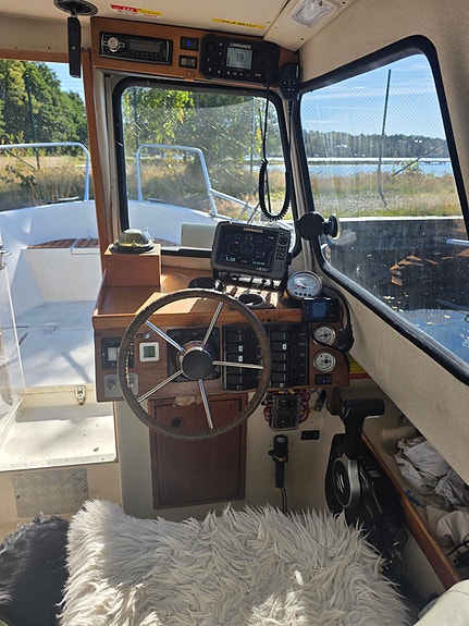 Sea Star 700 Suzuki 115 6 of 8