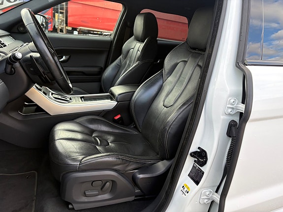 Land Rover Range Rover Evoque 10 of 16