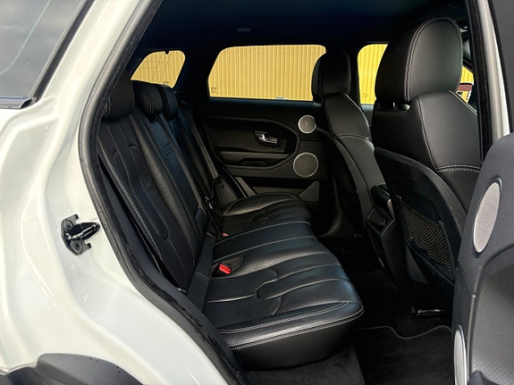 Land Rover Range Rover Evoque 14 of 16