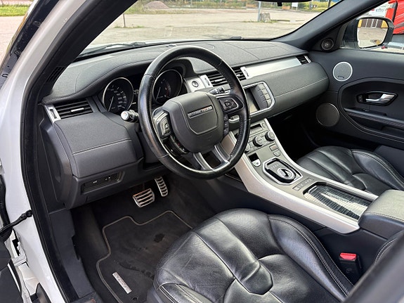 Land Rover Range Rover Evoque 9 of 16