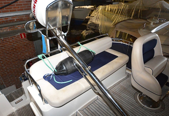 Nimbus 340 Commander Fly 12 of 24