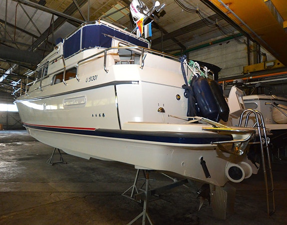Nimbus 340 Commander Fly 3 of 24