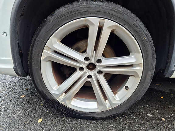 Volkswagen Tiguan 15 of 18