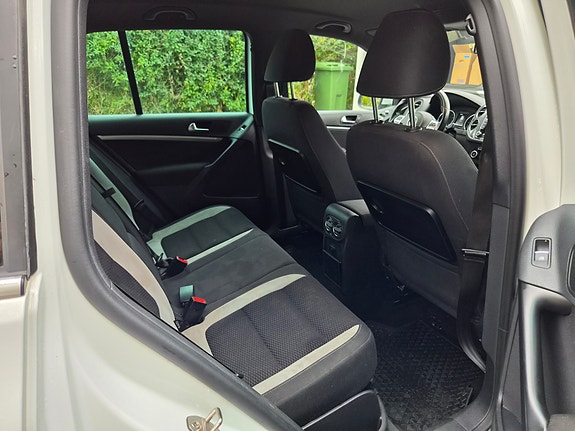 Volkswagen Tiguan 6 of 18