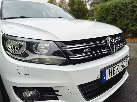 Volkswagen Tiguan 3 of 18